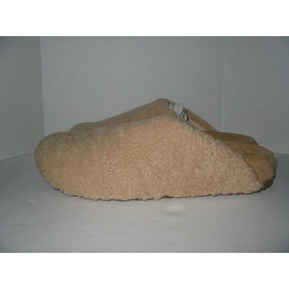 Steve Madden Women's Cozy Tan Fuzzy Slippers - Size 6 - Picture 5 of 5